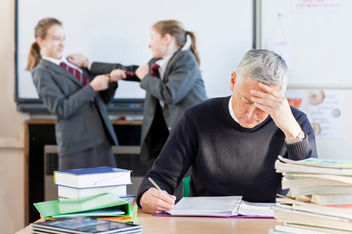 frustrated-teacher-classroom-web